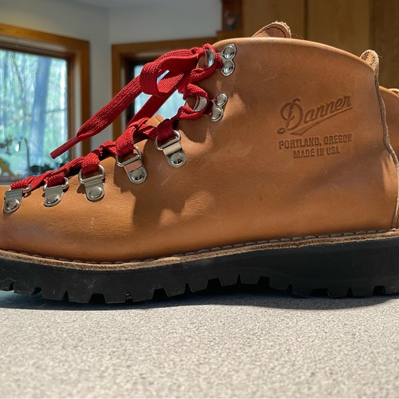 Danner Women’s Mountain Light Hiking Boot, Size 8.5 - Picture 7 of 8